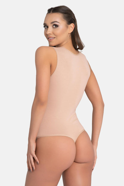 Stringbody mit breiten Trägern
