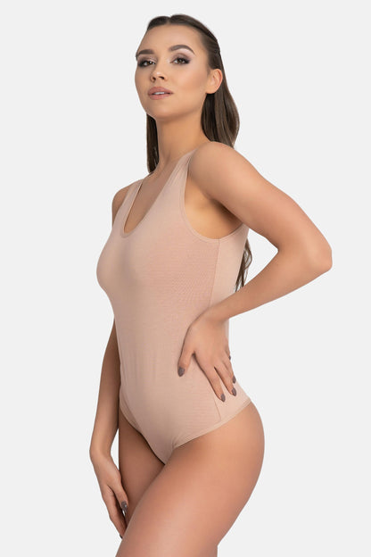 Stringbody mit breiten Trägern