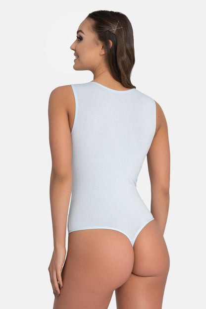 Stringbody mit breiten Trägern