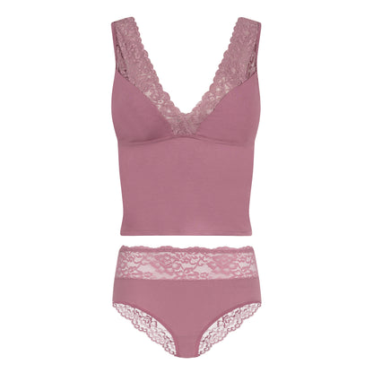 Lace lingerie set
